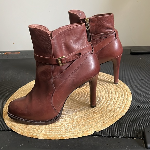 Pedro Miralles 1959 Leather Disstress Color Tone Burgundy Ankle Booties Size 40 - Picture 3 of 15